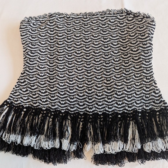 NWT White House Black Market Black White Knit Tassel Fringe Strapless Corset 10 - Picture 6 of 7